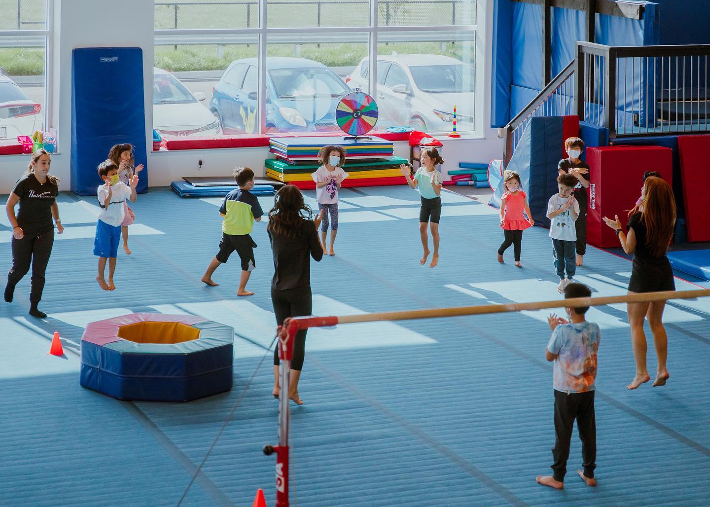 thrive gymnastics aurora ontario gymnastics class photo 5