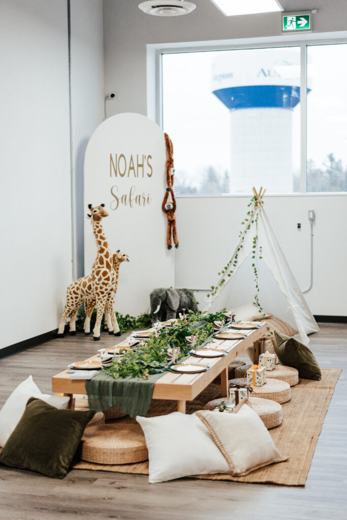 thrive-gymnastics-aurora-ontario-noahs-safari-party-water-tower thrive gymnastics aurora ontario noahs safari party water tower